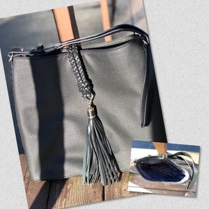 Stella & Dot- Hayes Tassel Hobo
